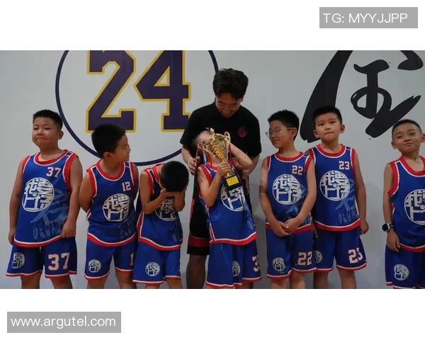 祝铭震：从新星到传奇的篮球之路与未来展望